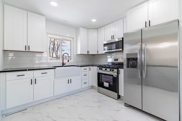 6806 Maryland Avenue, Hammond, IN 46323