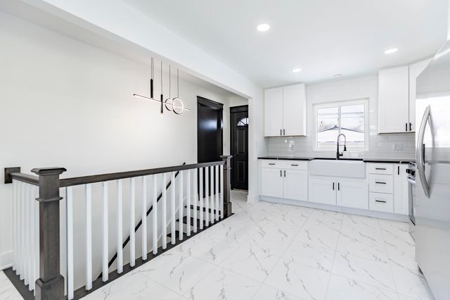 6806 Maryland Avenue, Hammond, IN 46323