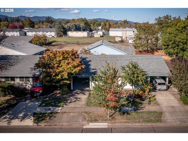 147 Sw Wake Robin Ave, Corvallis, OR 97333