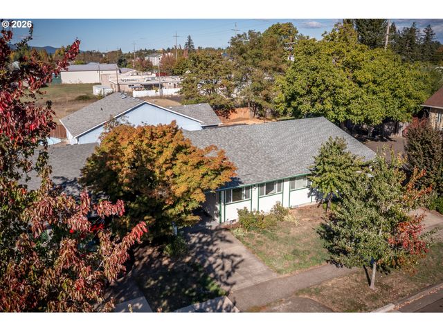 147 Sw Wake Robin Ave, Corvallis, OR 97333