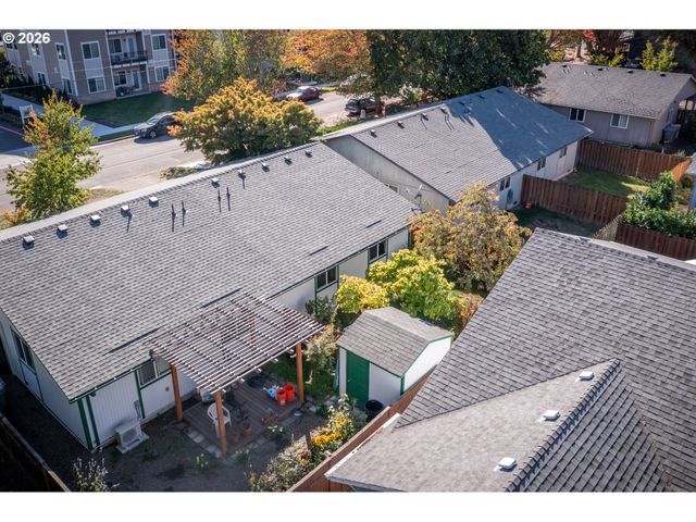 147 Sw Wake Robin Ave, Corvallis, OR 97333