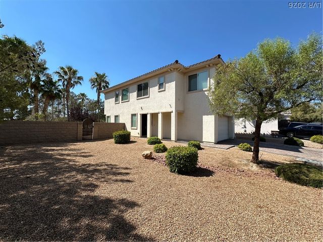 197 Spring Hollow Drive, Las Vegas, NV 89148