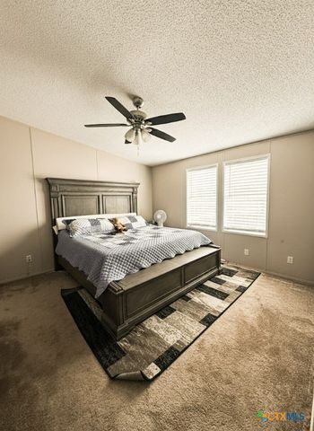 153 Davie Lane, Marion, TX 78124