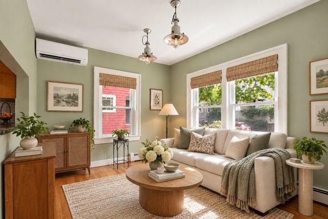 33 Fenno Street, Cambridge, MA 02138