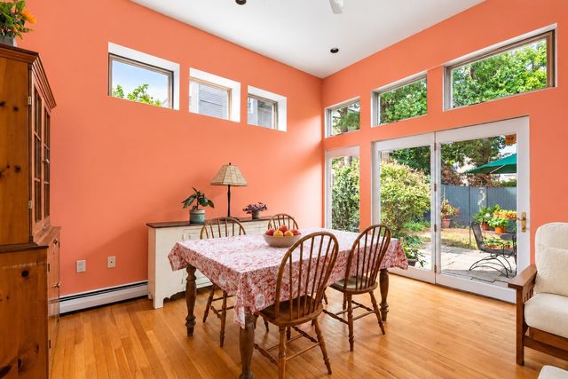 33 Fenno Street, Cambridge, MA 02138