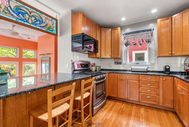 33 Fenno Street, Cambridge, MA 02138