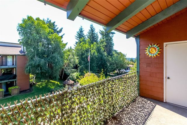 7308 N Skyview Lane #I-304, Tacoma, WA 98406