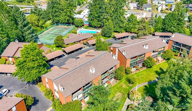 7308 N Skyview Lane #I-304, Tacoma, WA 98406