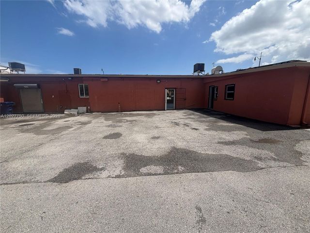 6741 SW 8th Street 6747, Miami, FL 33144