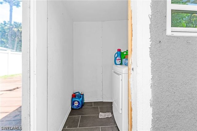 2030 Flamingo DR, North Fort Myers, FL 33917