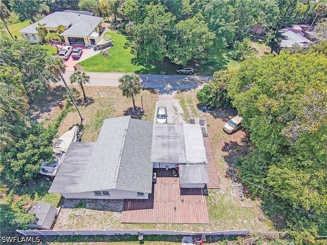 2030 Flamingo DR, North Fort Myers, FL 33917