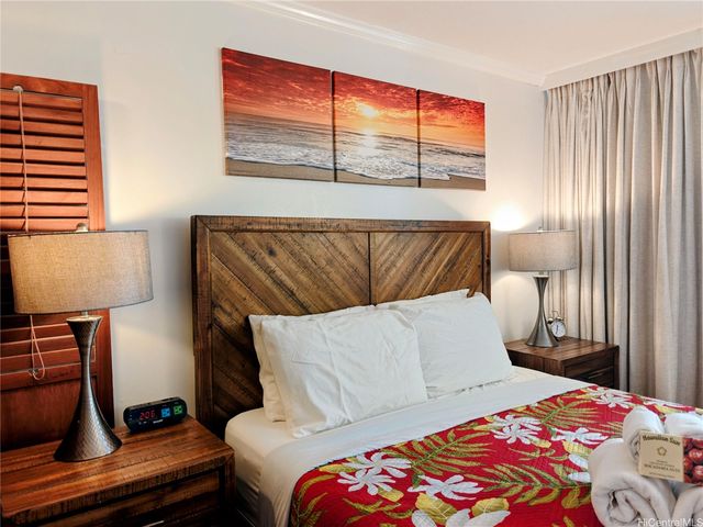 2425 Kuhio Avenue 405, Honolulu, HI 96815