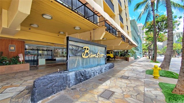2425 Kuhio Avenue 405, Honolulu, HI 96815