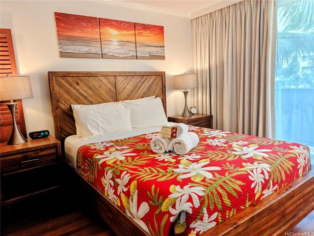 2425 Kuhio Avenue 405, Honolulu, HI 96815