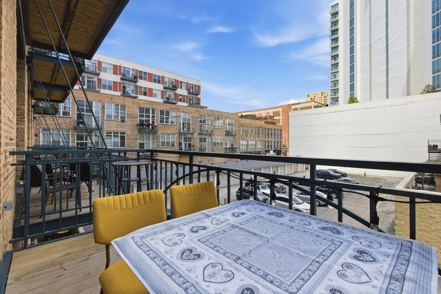 1632 S Indiana Avenue 304, Chicago, IL 60616