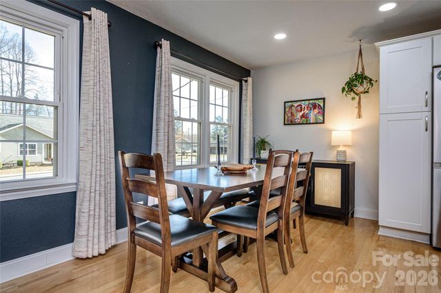 116 Thornbird Avenue, Hendersonville, NC 28792