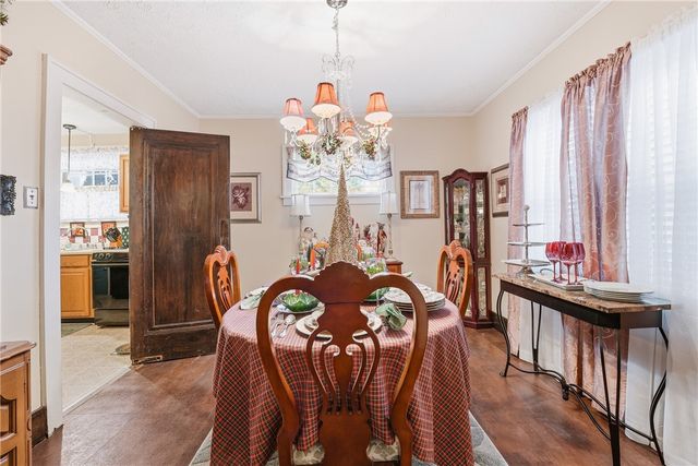 1279 Griswold St, Sharon, PA 16146