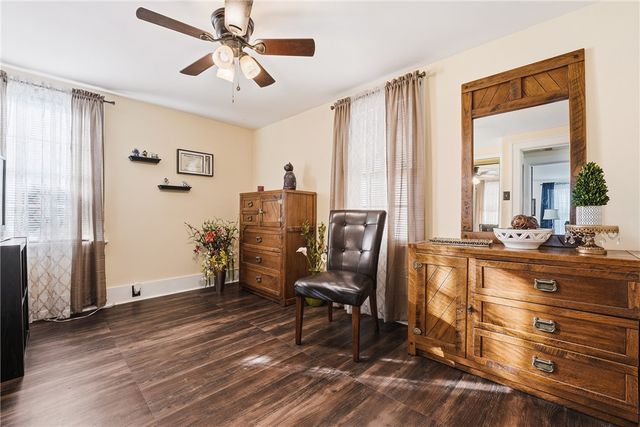 1279 Griswold St, Sharon, PA 16146