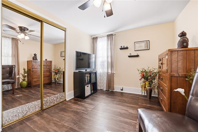 1279 Griswold St, Sharon, PA 16146