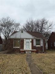 9109 Stahelin Avenue, Detroit, MI 48228