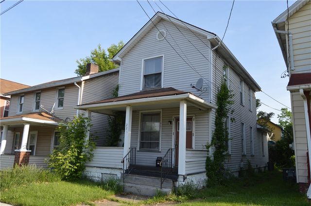 221 Friendship St, New Castle, PA 16101