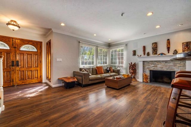 386 Utica Lane, San Jose, CA 95123