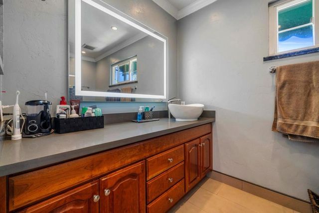 386 Utica Lane, San Jose, CA 95123