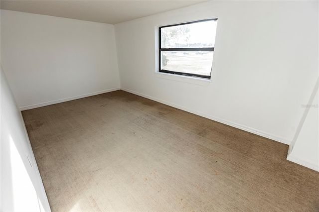 6112 SILVER OAKS DRIVE, Zephyrhills, FL 33542