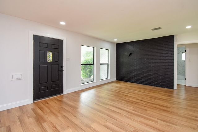 5019 Stillbrooke Drive, Houston, TX 77035