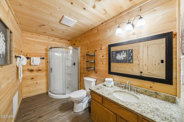 2037 McCarter Drive, Sevierville, TN 37862