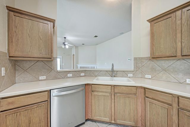 18613 White Water CV, Pflugerville, TX 78660