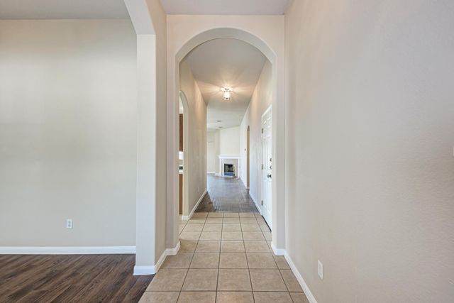 18613 White Water CV, Pflugerville, TX 78660