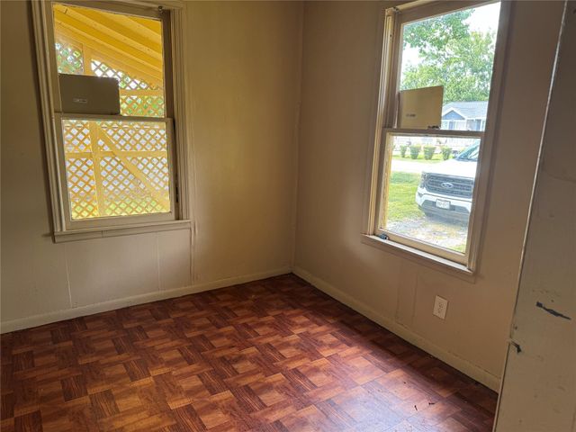 606 E 42nd Street, Houston, TX 77022