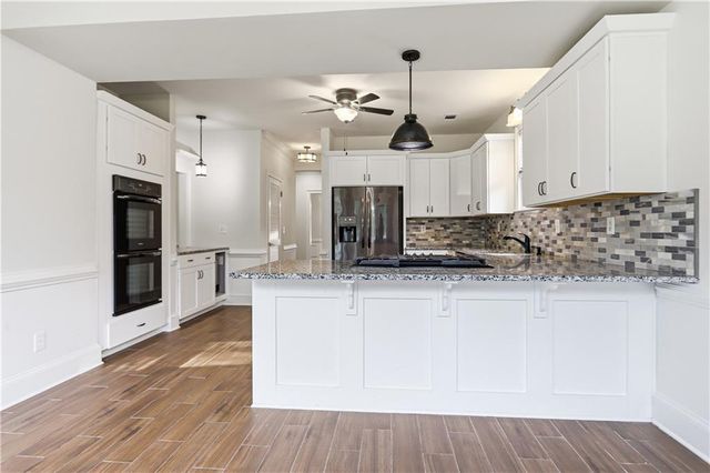 1102 Timber Glen Court SW, Lilburn, GA 30047