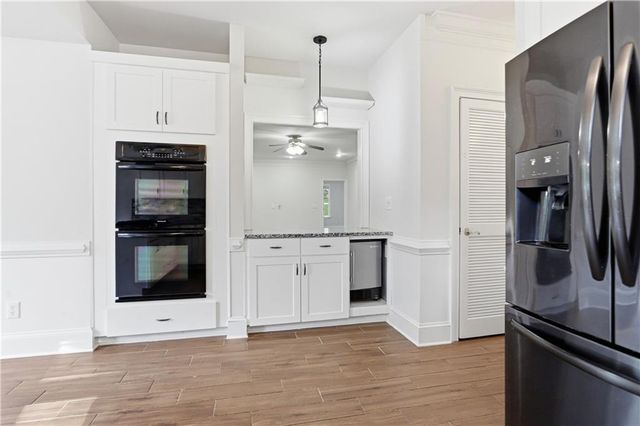 1102 Timber Glen Court SW, Lilburn, GA 30047