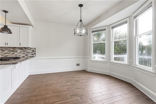 1102 Timber Glen Court SW, Lilburn, GA 30047