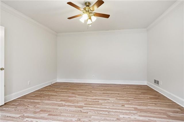 1102 Timber Glen Court SW, Lilburn, GA 30047