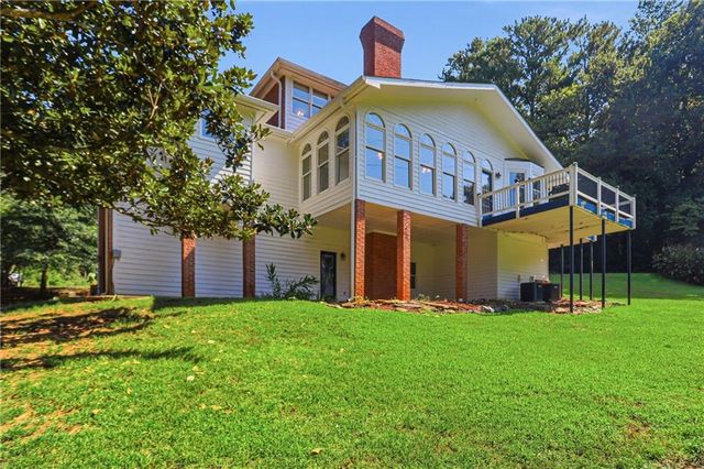 1102 Timber Glen Court SW, Lilburn, GA 30047
