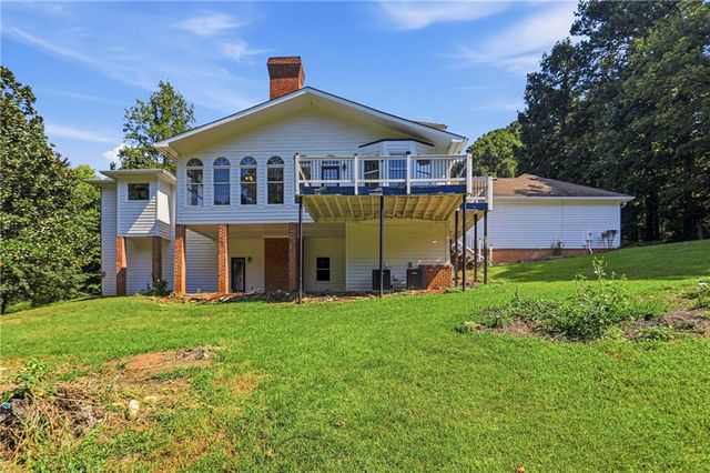 1102 Timber Glen Court SW, Lilburn, GA 30047