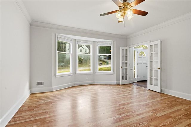 1102 Timber Glen Court SW, Lilburn, GA 30047