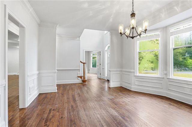 1102 Timber Glen Court SW, Lilburn, GA 30047
