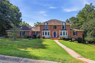 1102 Timber Glen Court SW, Lilburn, GA 30047