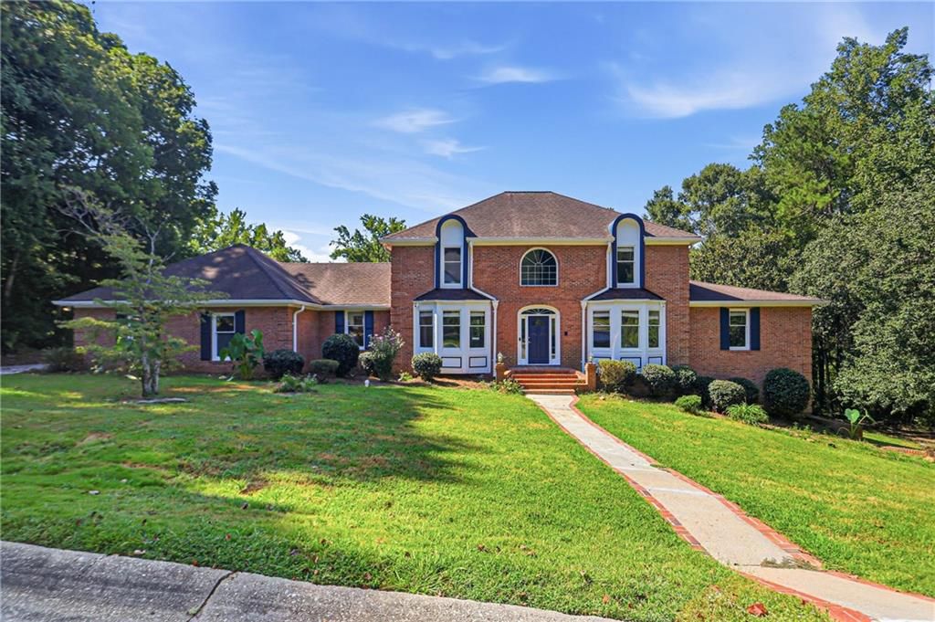 1102 Timber Glen Court SW, Lilburn, GA 30047