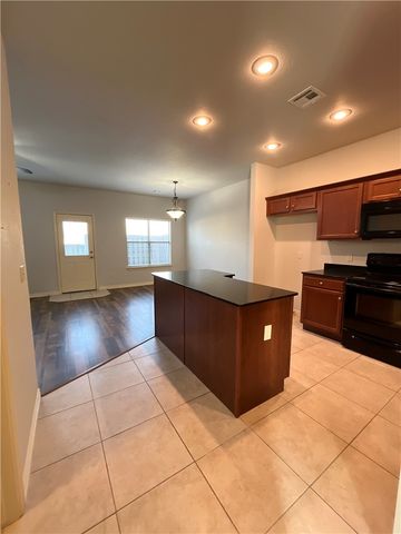 3236 Montrail Place, Fayetteville, AR 72704