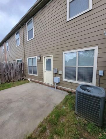 3236 Montrail Place, Fayetteville, AR 72704