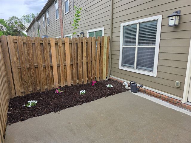3236 Montrail Place, Fayetteville, AR 72704