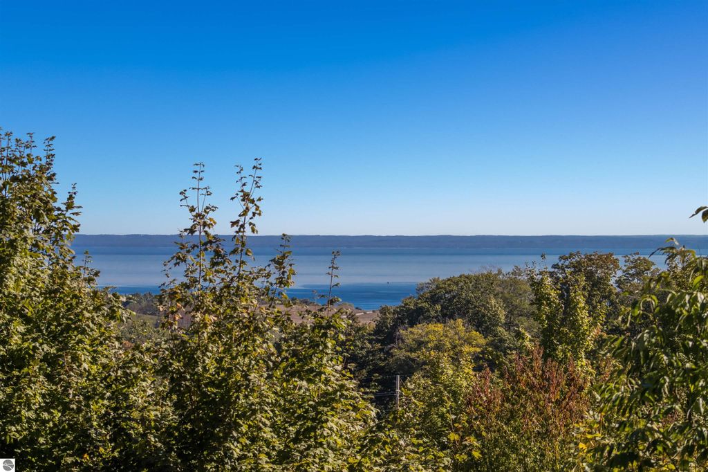 Image 2 of property listing at 9224 E Duck Lake Road, Suttons Bay, MI 49682