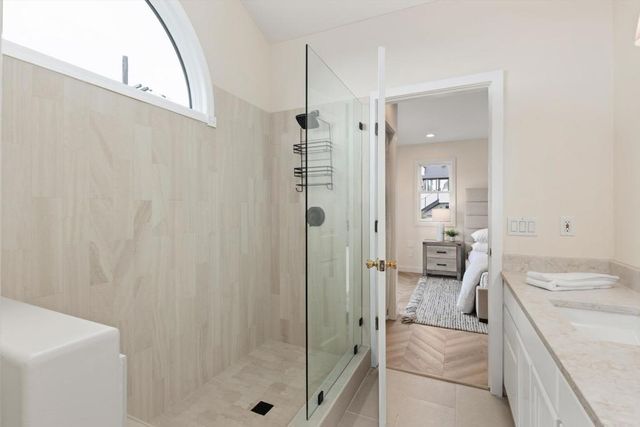 627 Ezee Street, Encinitas, CA 92024