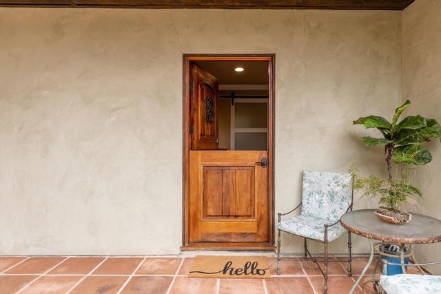 627 Ezee Street, Encinitas, CA 92024