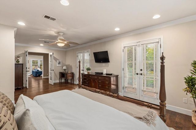 627 Ezee Street, Encinitas, CA 92024